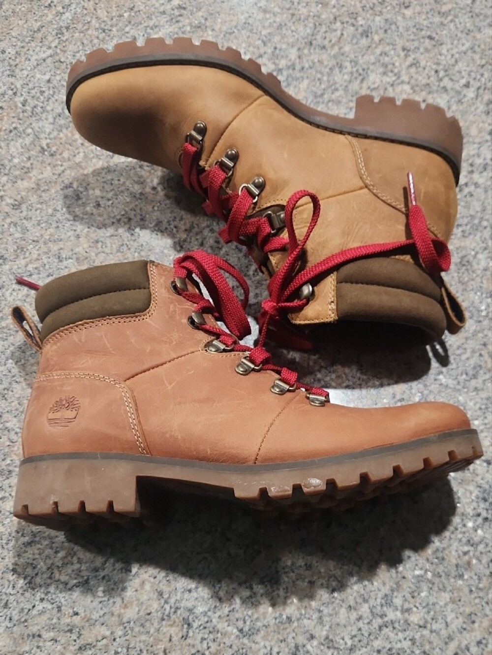 Timberland Women’s Ellendale Wheat Tan Mid Hiker Boots | Water‑Resistant Size 7